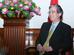 越南外交部副部长、东盟高官会议越南代表团团长范光荣